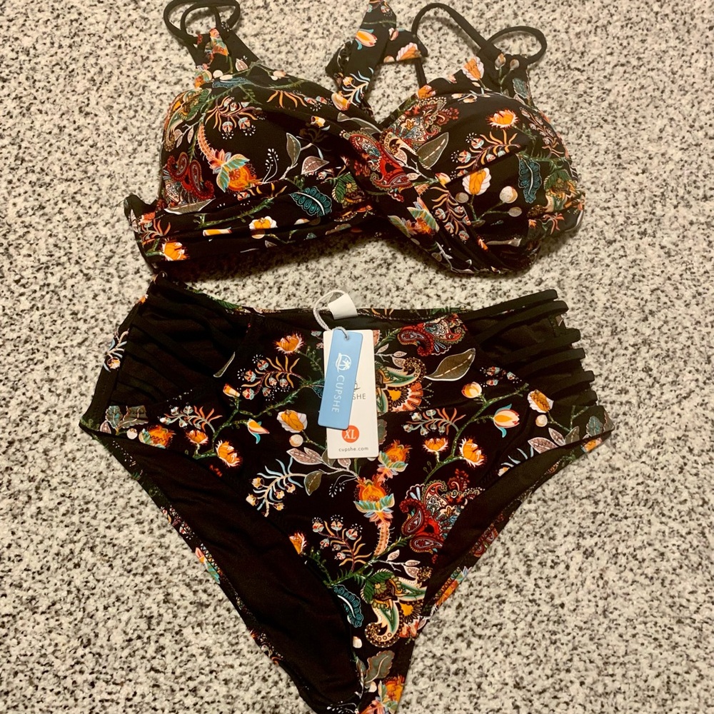 Cupshe High-waisted Bikini